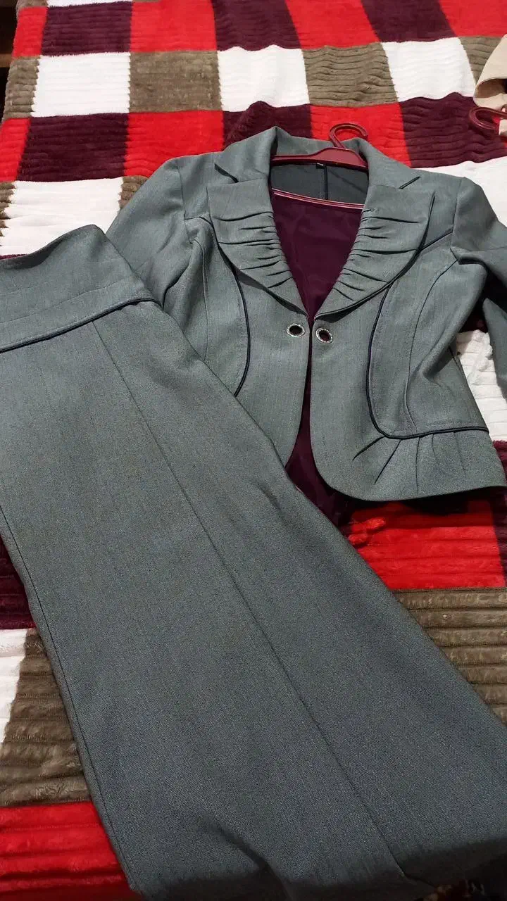 لباس مجلسی سایز 42 و44|لباس|شیروان (خراسان), |دیوار