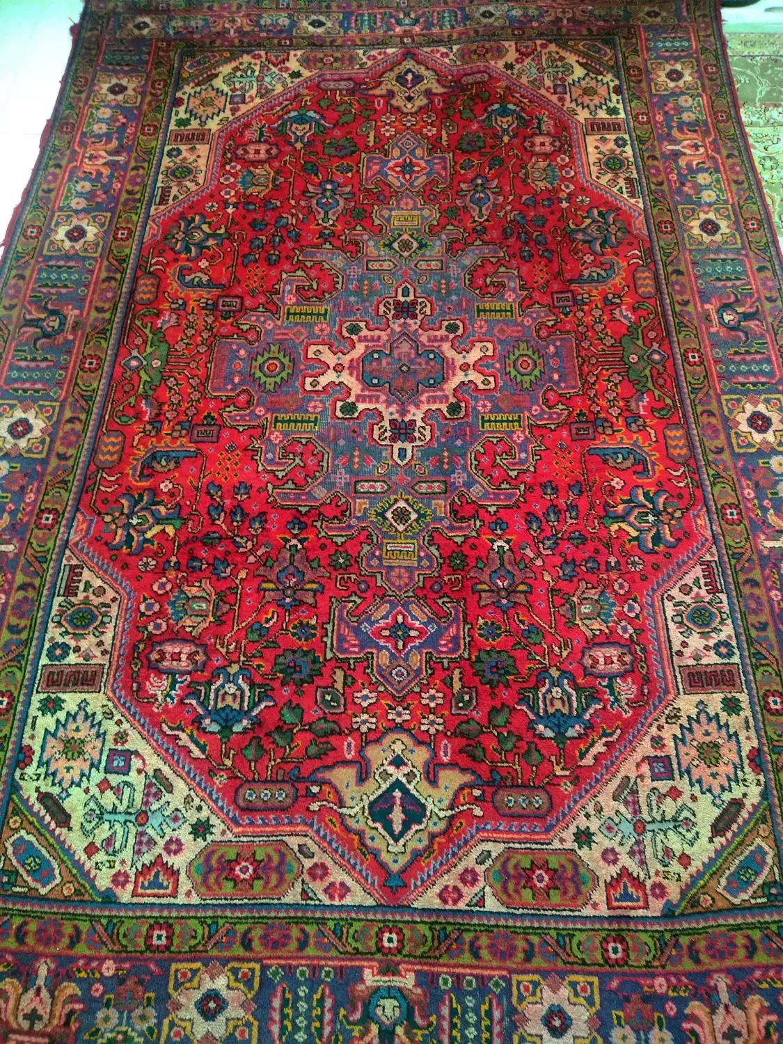 فرش دست بافت|فرش|قدس, شهرقدس|دیوار