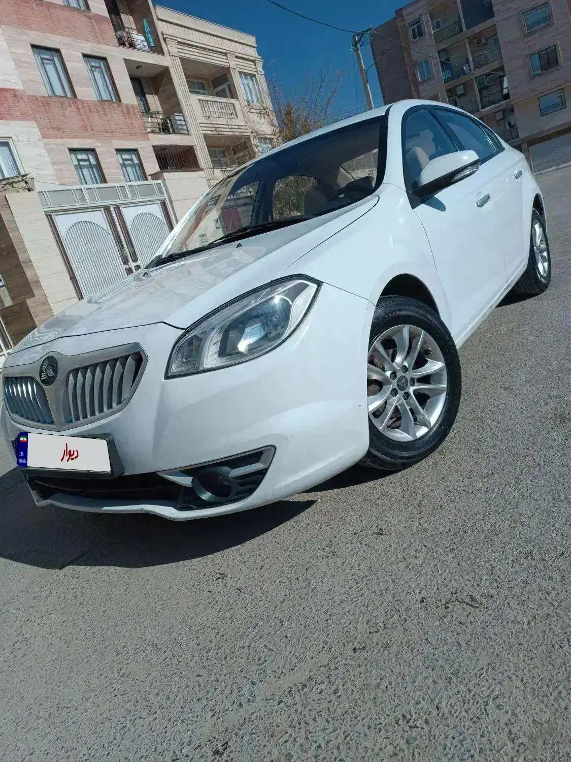 برلیانس h330 بی رنگ|خودرو سواری و وانت|همدان, |دیوار