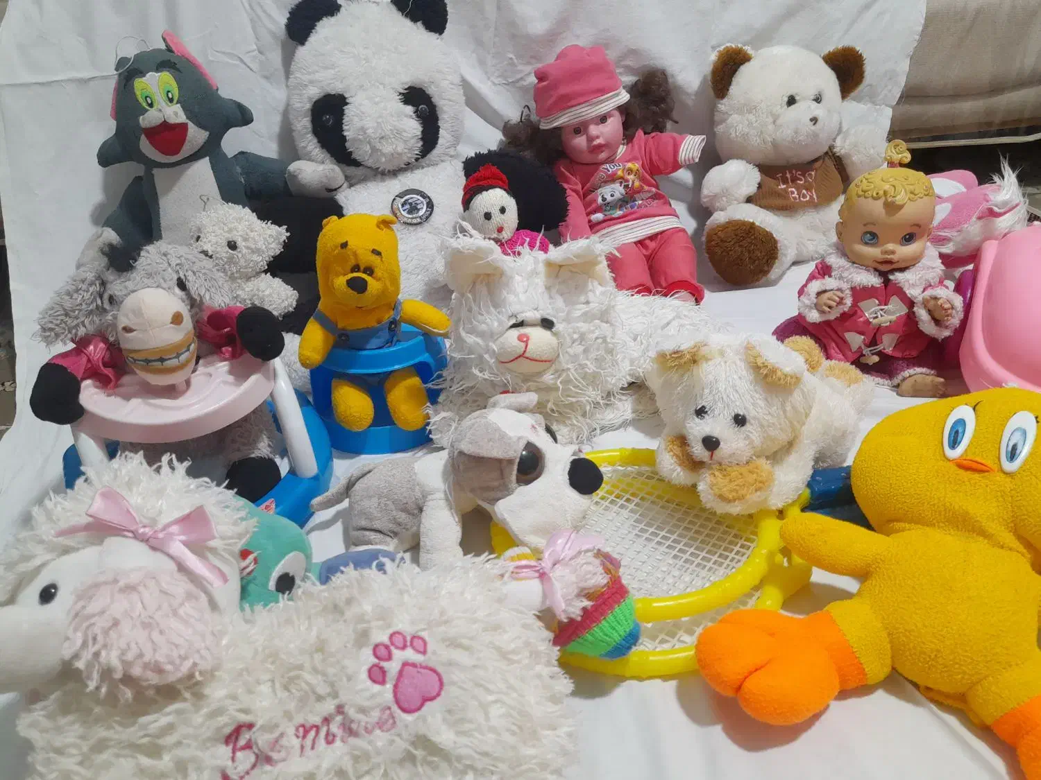 عروسک|اسباب‌بازی بچه|نیشابور, خط کاشمر|دیوار