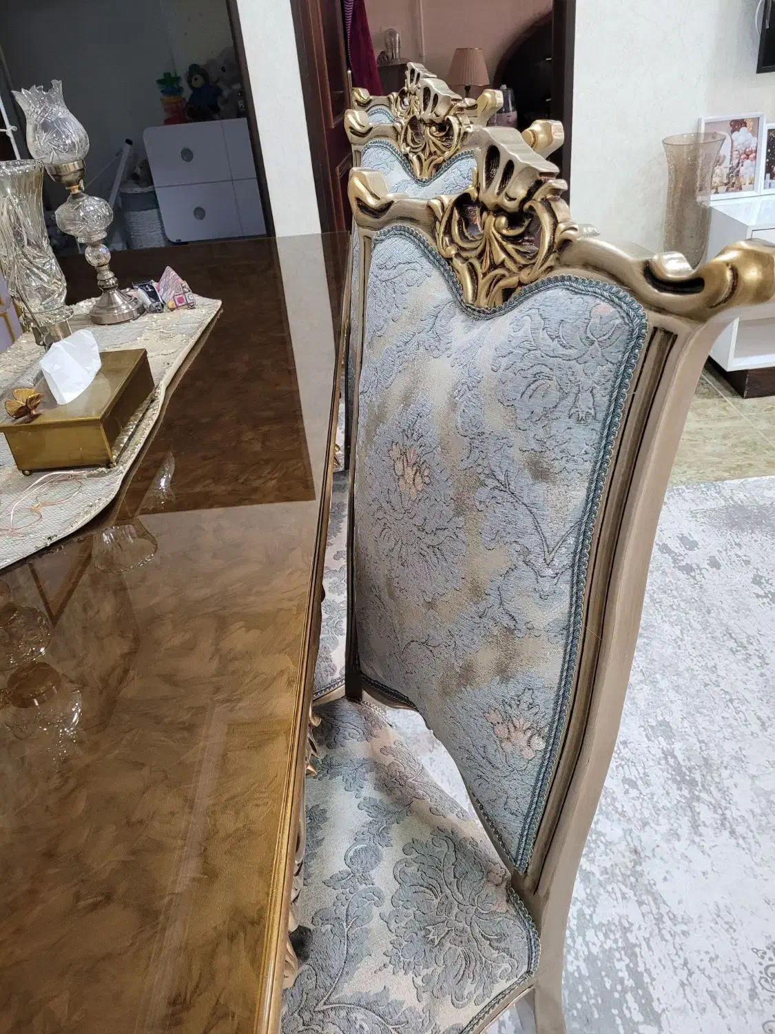 میز وصندلی ناهار خوری ۶نفره سلطنتی در حد آک|میز و صندلی غذاخوری|شهرکرد, |دیوار