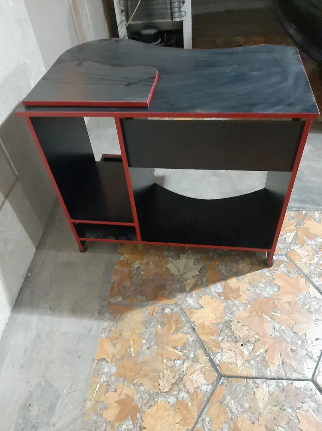 میز کامپیوتر و تحریر|میز تحریر و کامپیوتر|محمدشهر, همایون ویلا|دیوار