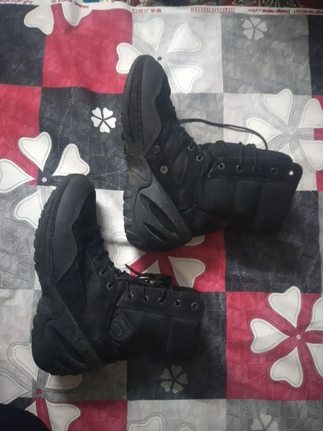 کفش کوه|کیف، کفش، کمربند|زنجان, |دیوار