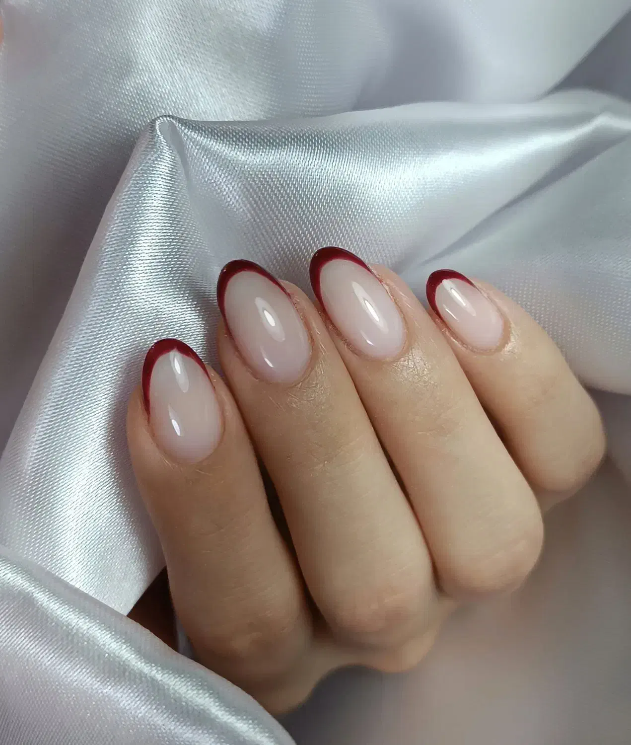 خدمات حرفه‌ای و تخصصی ناخن همراه با هدیه ویژه|خدمات آرایشگری و زیبایی|بندر انزلی, شاکوچه|دیوار