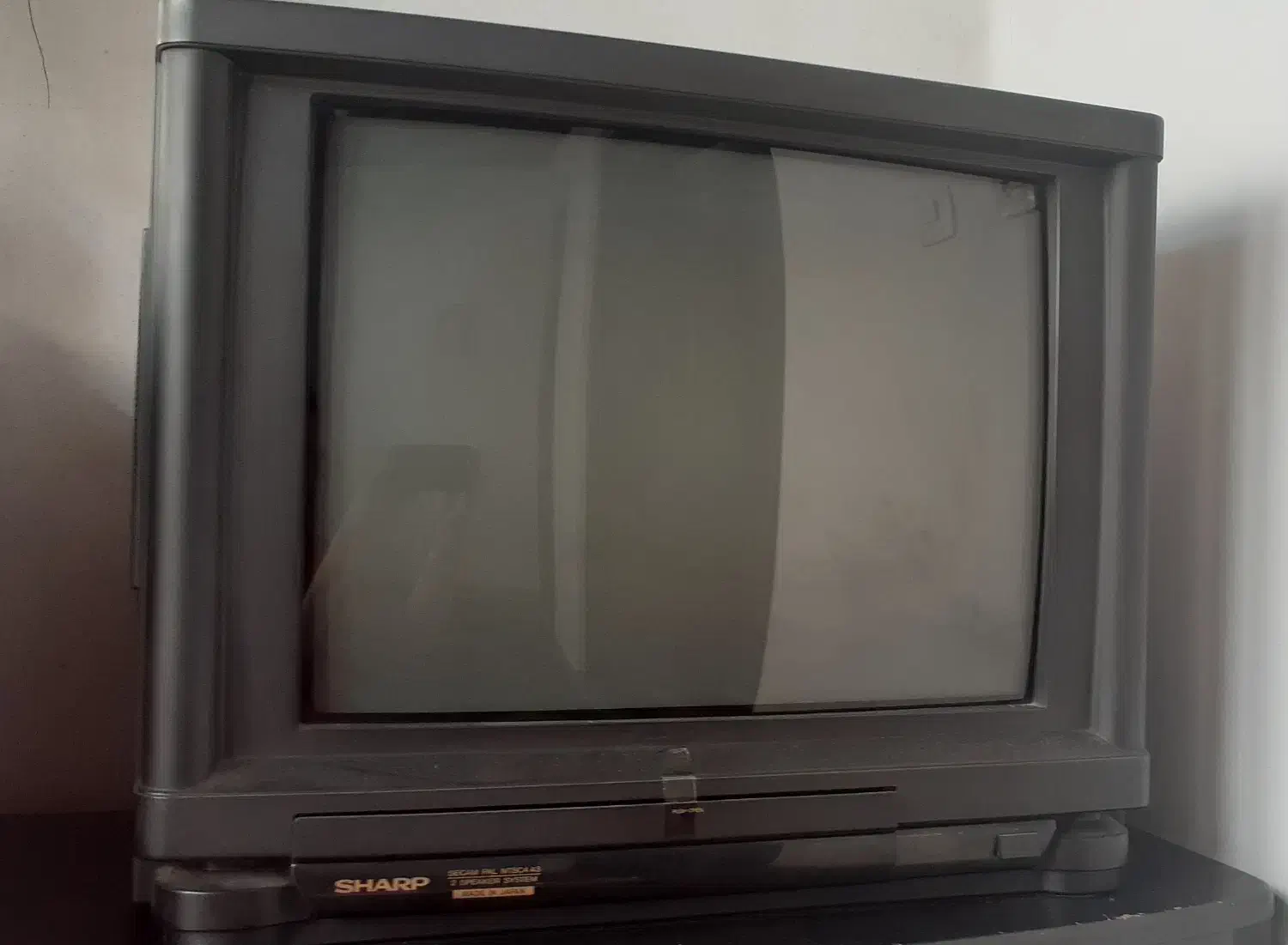 تلویزیون شارپ|تلویزیون و پروژکتور|صومعه‌سرا, |دیوار