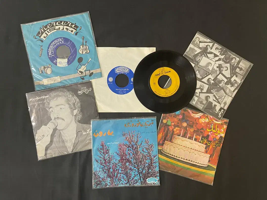 فروش و خریدار صفحه گرام صفحه گرامافون کاست مجله|کلکسیون اشیاء عتیقه|تهران, بلوار کشاورز|دیوار