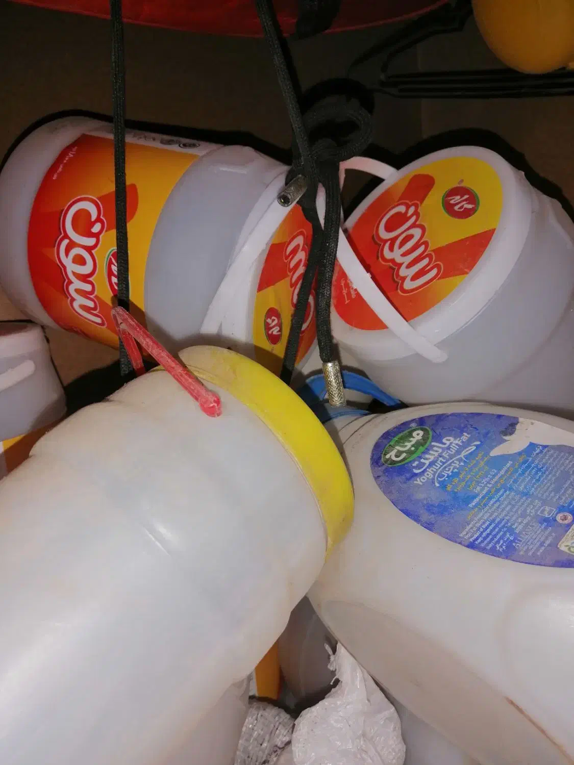 دبه|ظروف نگهدارنده، پلاستیکی، یک‌بارمصرف|نیشابور, سرآب کوشک|دیوار