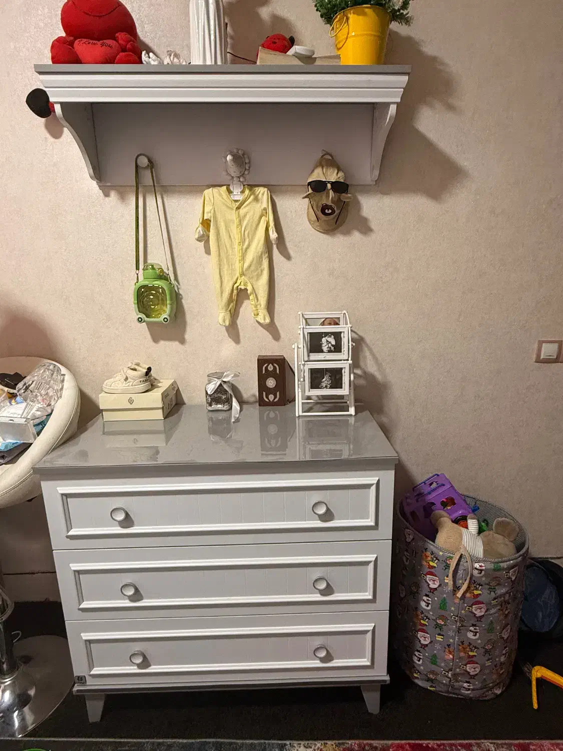 سرویس خواب آپادانا کاملا نو|تخت و سرویس خواب|دوگنبدان, |دیوار