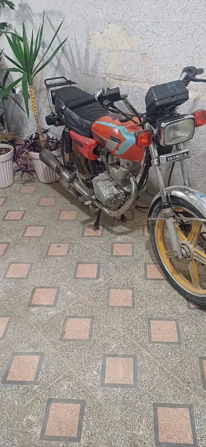 هندا ۲۰۰مدل ۹۲|موتورسیکلت|شریفآباد, |دیوار