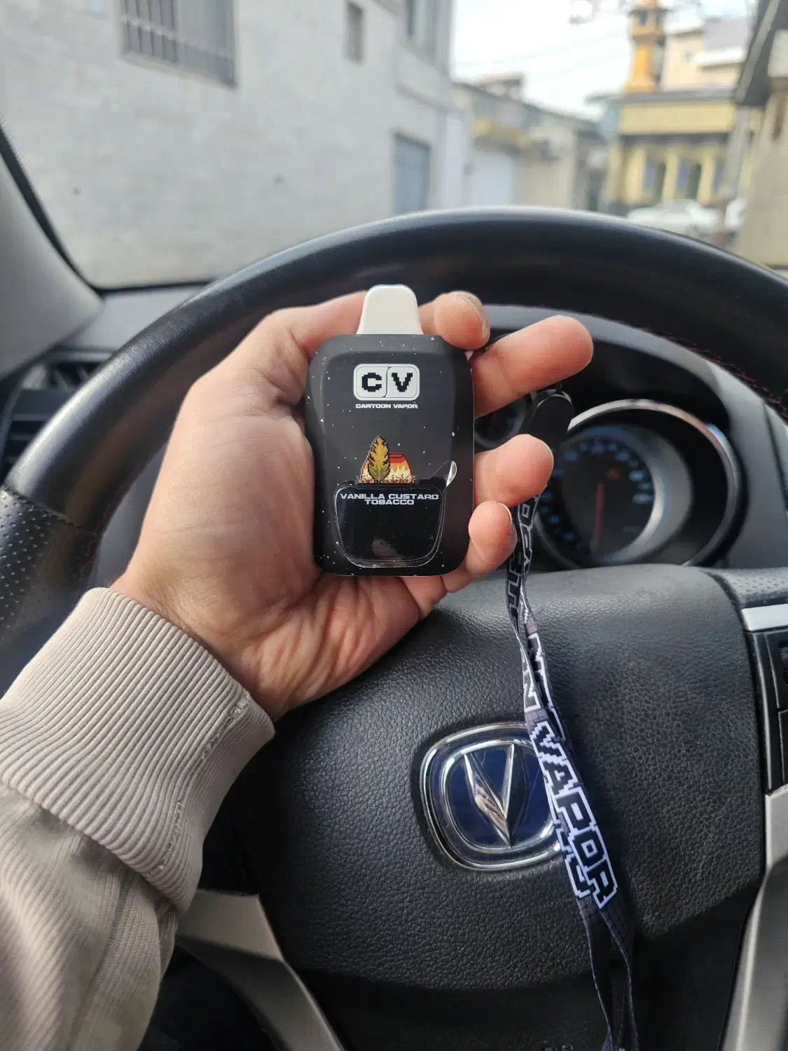 پاد ویپ یکبار مصرف ۱۰ هزار پاف cv|زیورآلات و اکسسوری|رشت, پارک شهر|دیوار