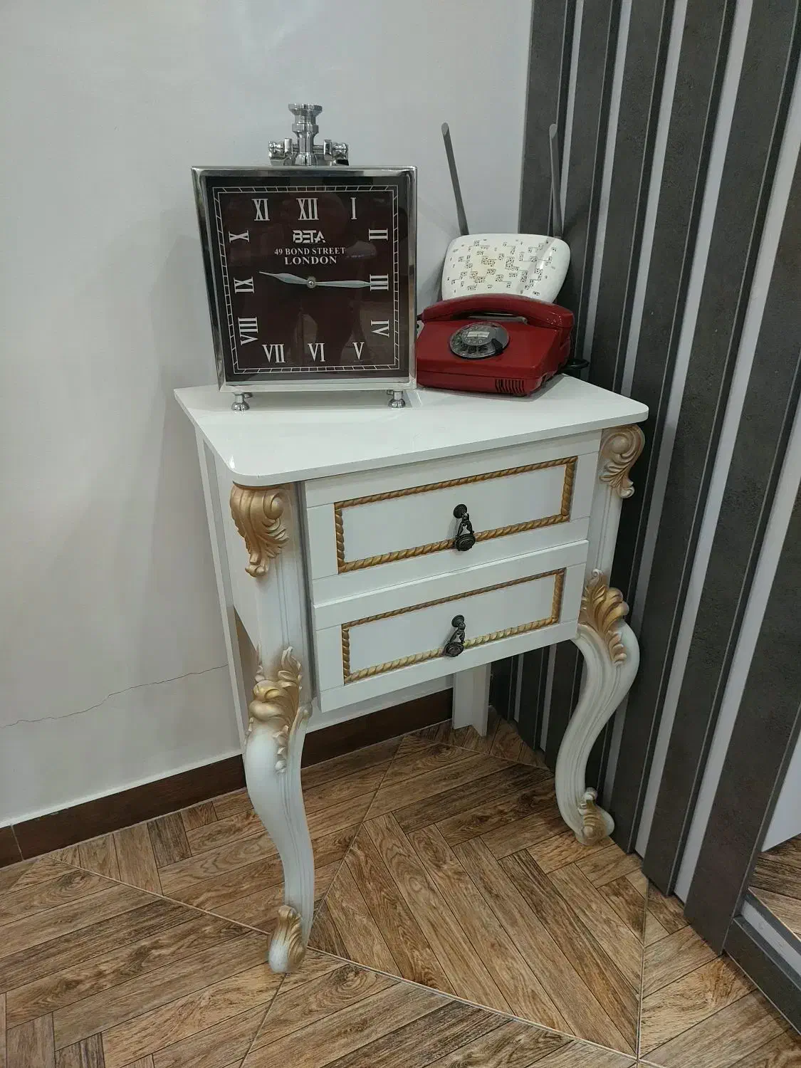 میز تلفن|میز تلفن|همدان, |دیوار