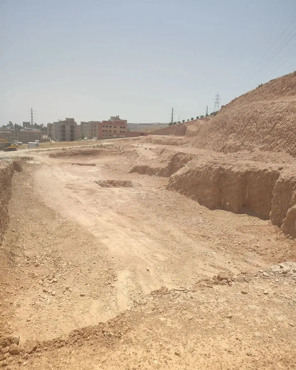 خاکبرداری وتخریب آسفالت جدول و زیر سازی|خدمات حمل و نقل|شیراز, شهرک والفجر|دیوار