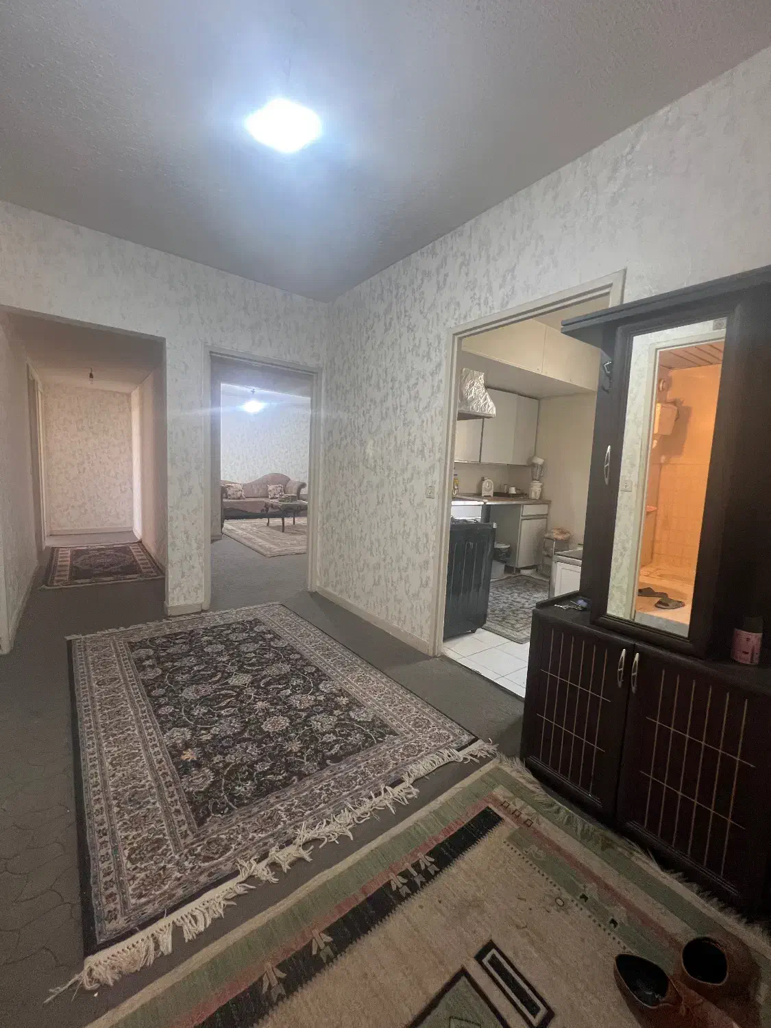 اجاره آپارتمان مبله معالی اباد|اجارهٔ کوتاهمدت آپارتمان و سوئیت|شیراز, گلدشت معالیآباد|دیوار