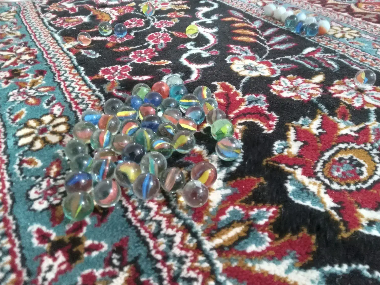 تعداد تیله تیله میفروشیم با مرغ تخم گذار|اسباببازی|ایوان, |دیوار