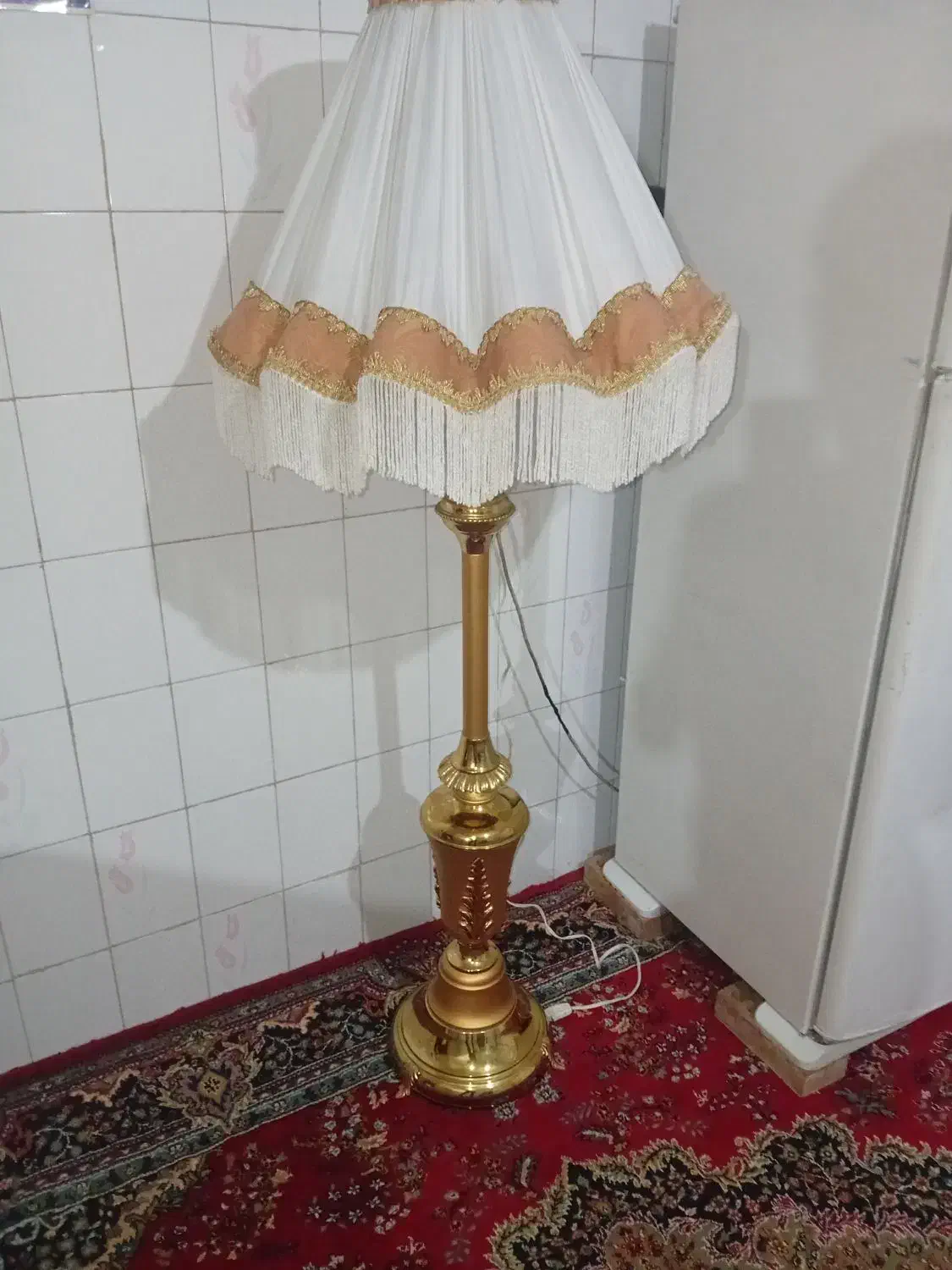 چراغ|چراغ خواب و آباژور|رودهن, |دیوار