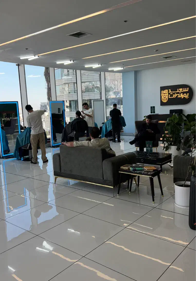 شاگرد آرایشگاه مردانه ( وردست)|استخدام درمانی، زیبایی، بهداشتی|تهران, صاحبقرانیه|دیوار