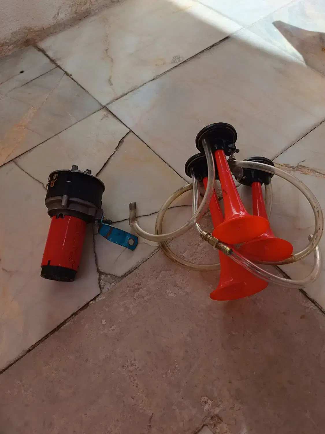 فرمان پراید  بوق شیپوری   قالپاق پراید|قطعات یدکی و لوازم جانبی|کرمانشاه, |دیوار