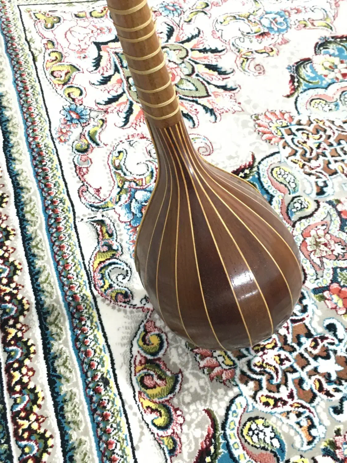 سه تار|سازهای سنتی|گرگان, |دیوار