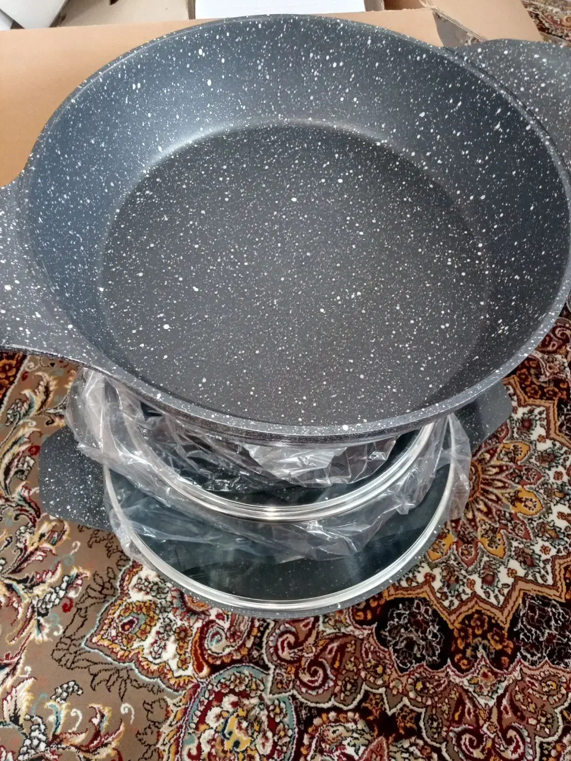 سرویس قابلمه گرانیت اصل|ظروف پخت‌وپز|پیرانشهر, |دیوار