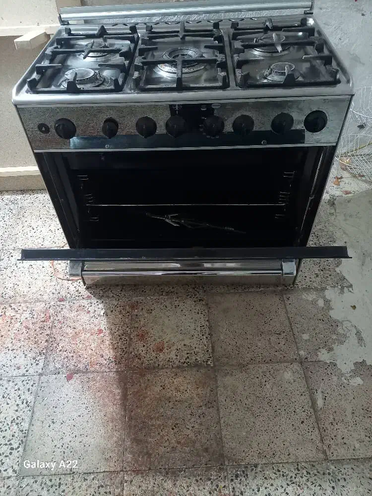 اجاق گاز فردار ۵شعله|اجاق گاز و لوازم برقی پخت‌وپز|مرند, |دیوار