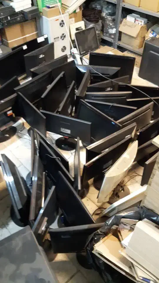 فروش وخریدار انواع کامپیوتر ال این وان سالم خراب|رایانه رومیزی|تهران, نیاوران|دیوار