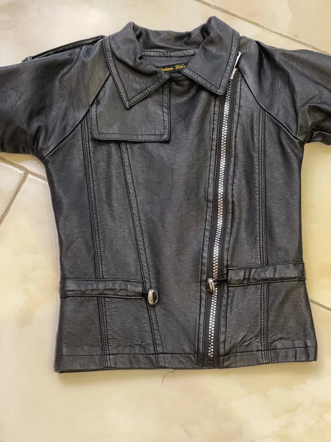 کاپشن چرم پسرانه|کفش و لباس بچه|رشت, کوی یخ|دیوار