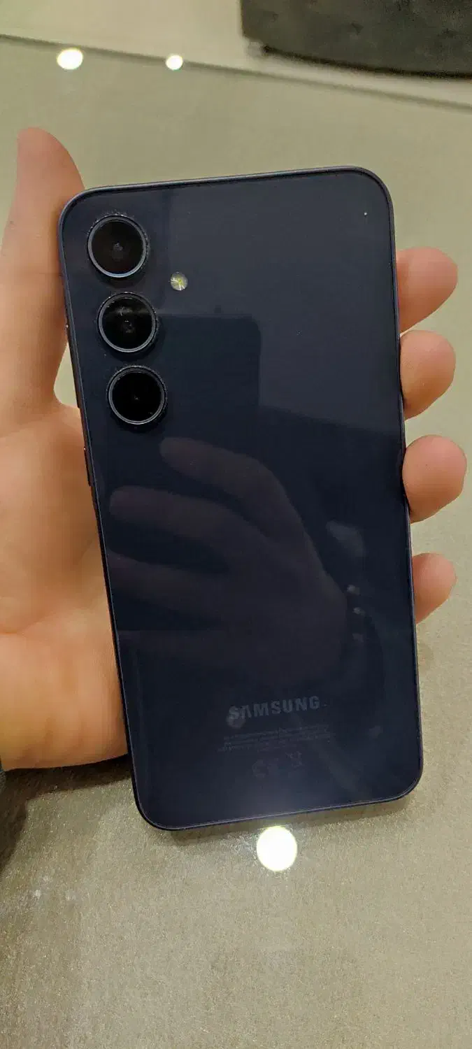 گوشی سامسونگ A35 256gb در حد نو|موبایل|کاشان, معلم|دیوار