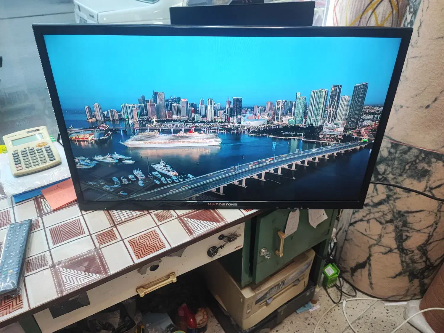 تلویزیون هاردستون LED 32 اینچ ال ای دی|تلویزیون و پروژکتور|ارومیه, |دیوار
