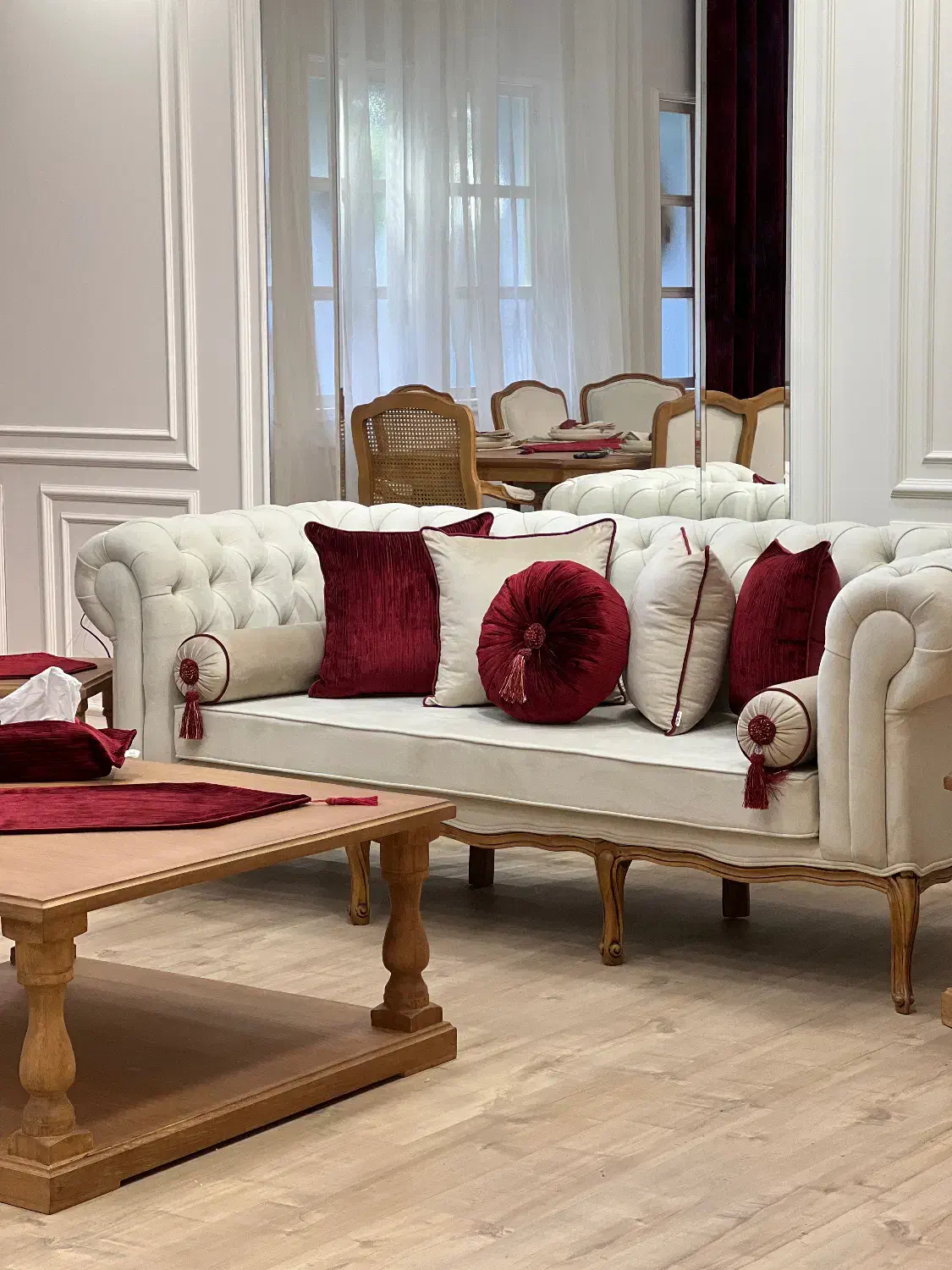 کوسن طرح شاهان|مبلمان خانگی و میز عسلی|تهران, اختیاریه|دیوار