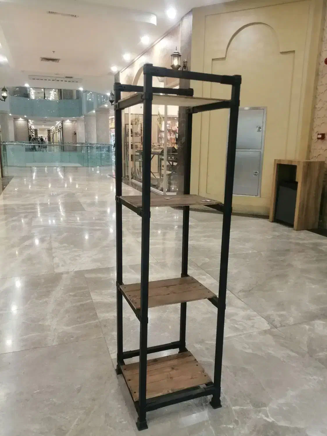 شلف آشپزخانه، استند/ فروشگاه عالین|کتابخانه، شلف، قفسه‌های دیواری|شیراز, فخرآباد (دروازه کازرون)|دیوار