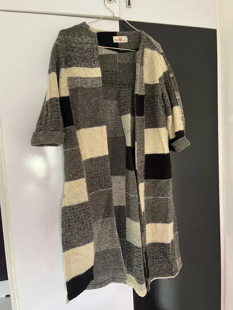 پالتو بارونی شلوار لی کیف و ست جین معاوضه|لباس|رشت, دیانتی|دیوار