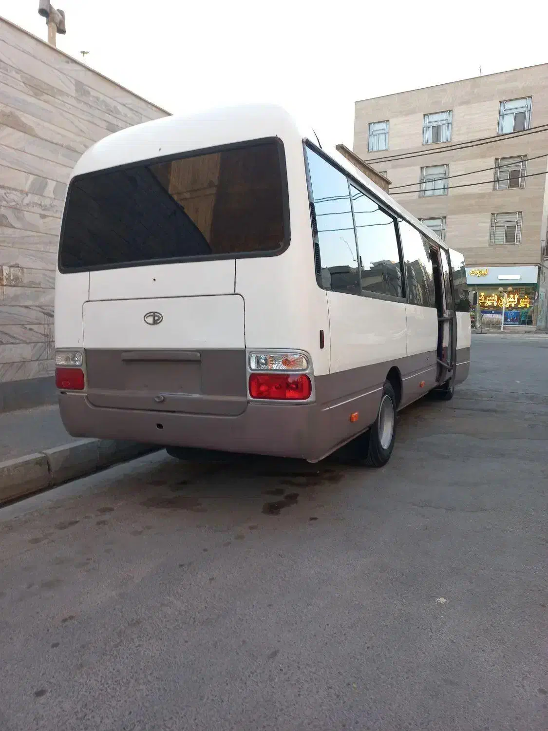 مینی بوس پیشرودیزل مدل ۹۱|خودرو سنگین|اسلام‌شهر, ملک‌آباد|دیوار