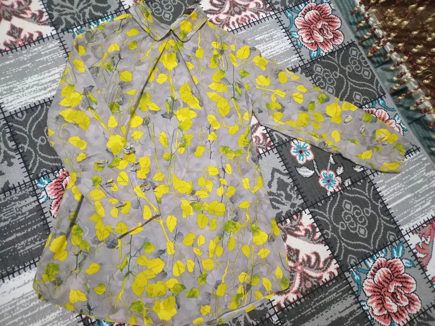 شومیز|لباس|بروجرد, |دیوار