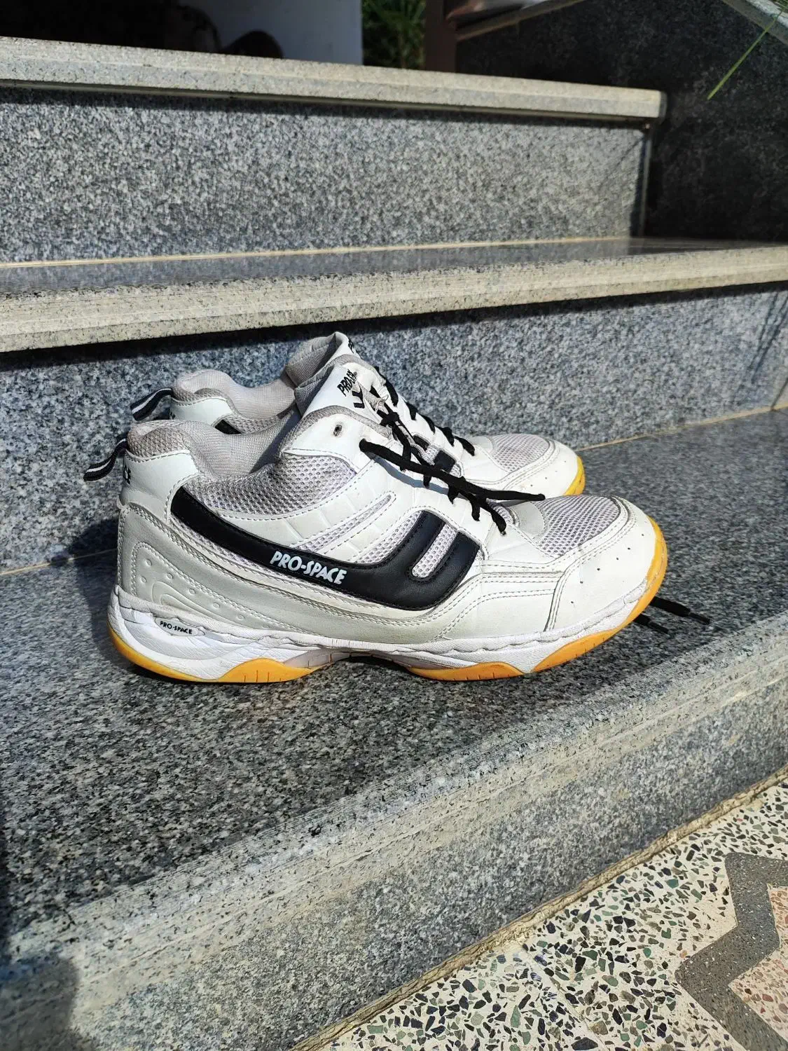 کتونی والیبال|کیف، کفش، کمربند|رضوانشهر, |دیوار