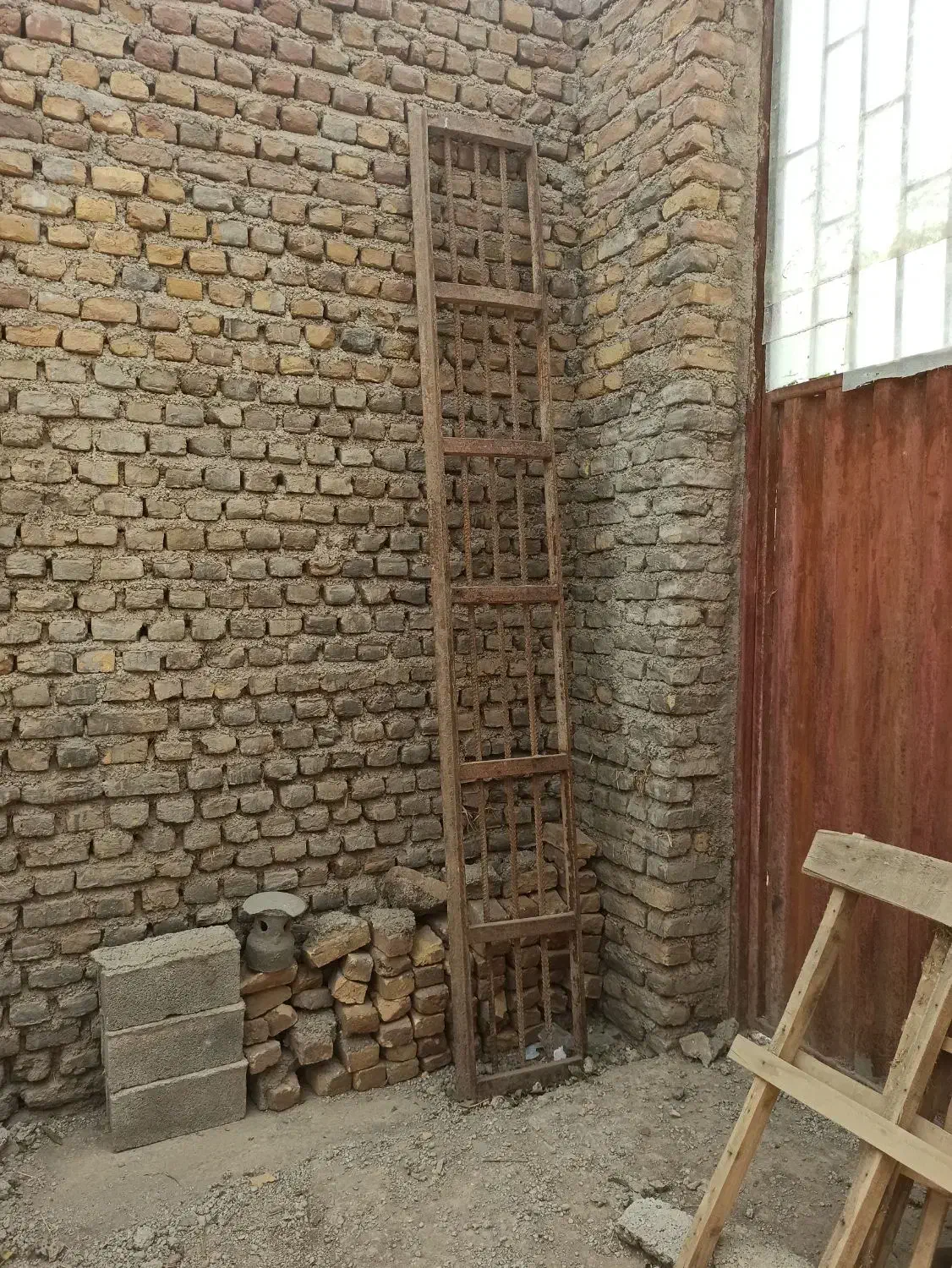 پل آهنی محکم و سنگین|صنایع دستی و سایر لوازم تزئینی|کلاله, |دیوار