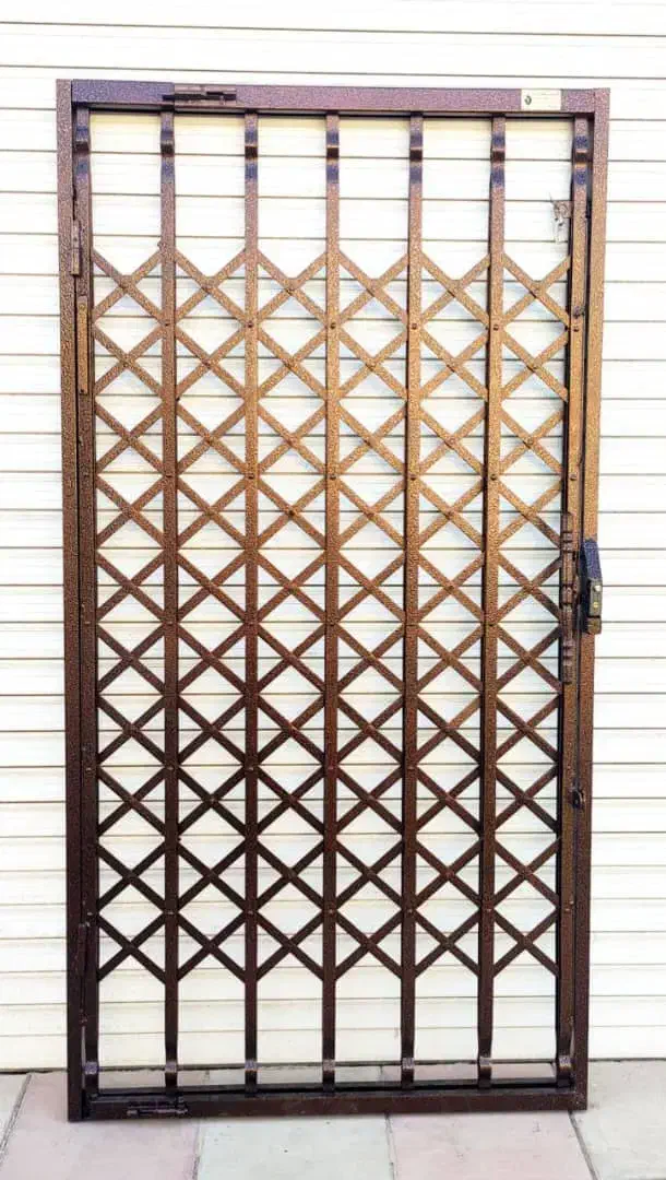 حفاظ/درب آکاردئون/رنگ کوره ای/نصب فوری رایگان|مصالح و تجهیزات ساختمان|کرج, فاز ۳ مهرشهر|دیوار