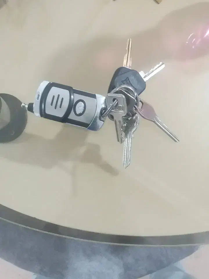 پیداشده|اشیا|مشهد, اروند|دیوار