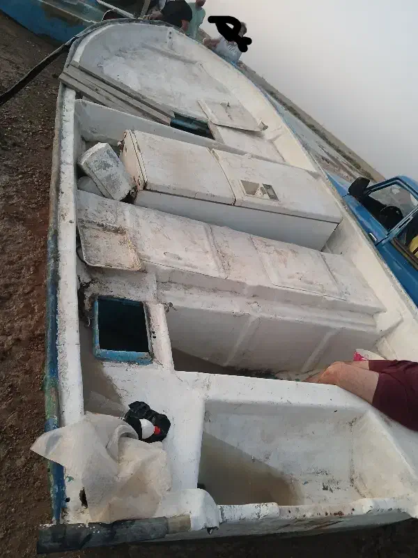 قایق23فوت موتور48پرچمی|قایق و سایر وسایل نقلیه|بندر ماهشهر, |دیوار