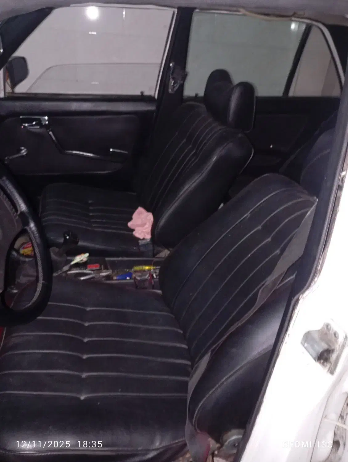 بنز کلاسیک ۱۵سال خواب معاوضه با نیسان سمند|خودرو کلاسیک|اراک, |دیوار