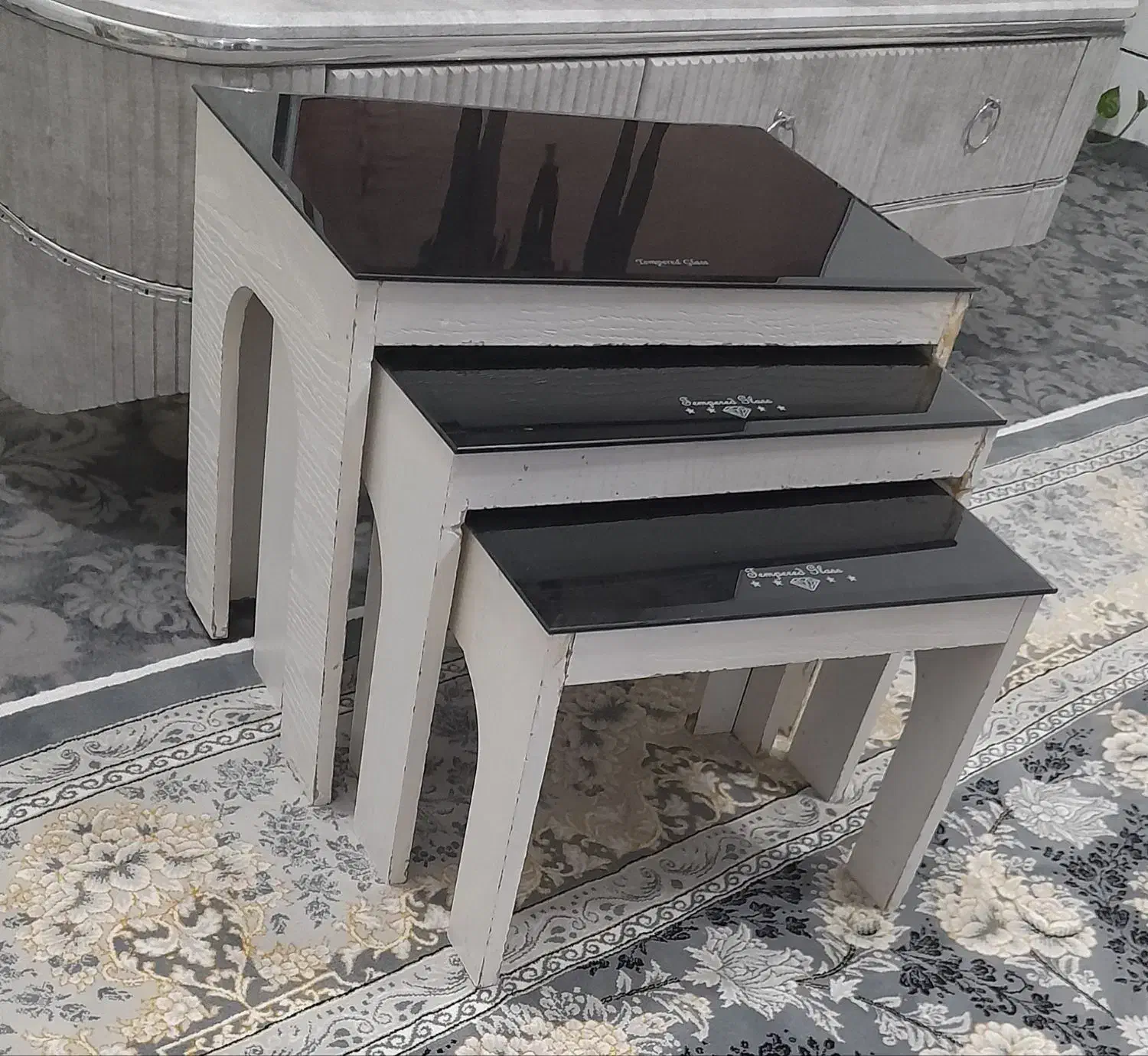 4 عدد میز عسلی  در نو|مبلمان خانگی و میز عسلی|الیگودرز, |دیوار