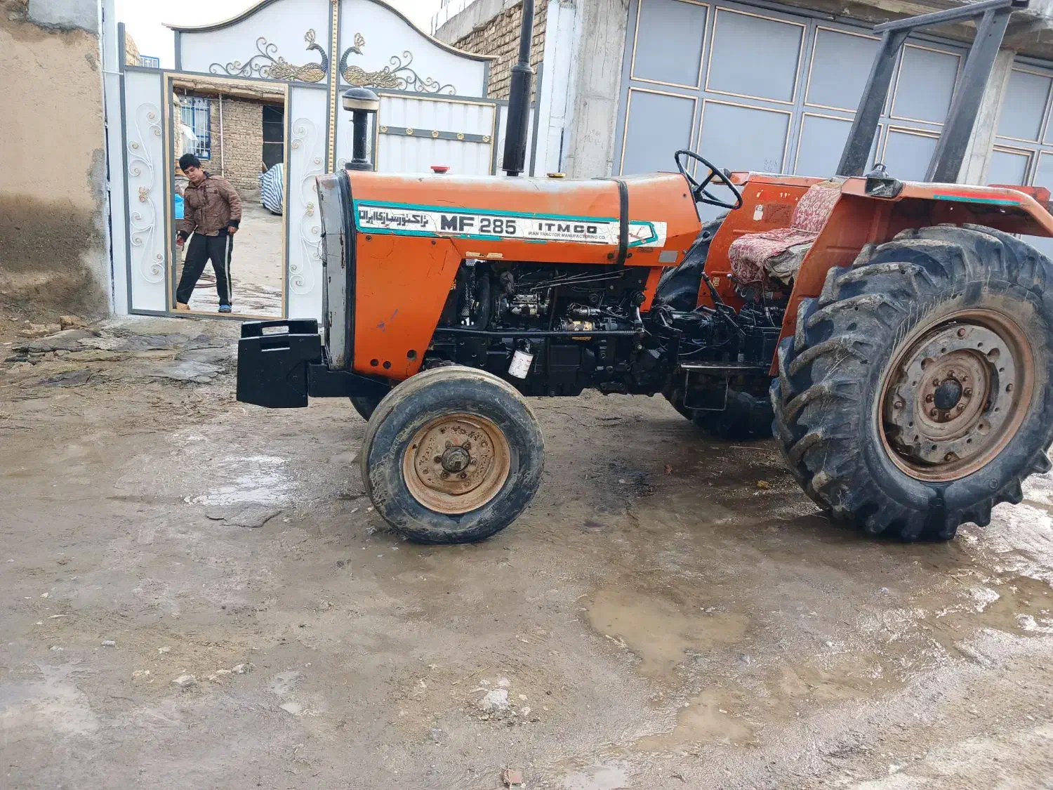 تراکتور مدل ۸۲|خودرو سنگین|نهاوند, |دیوار