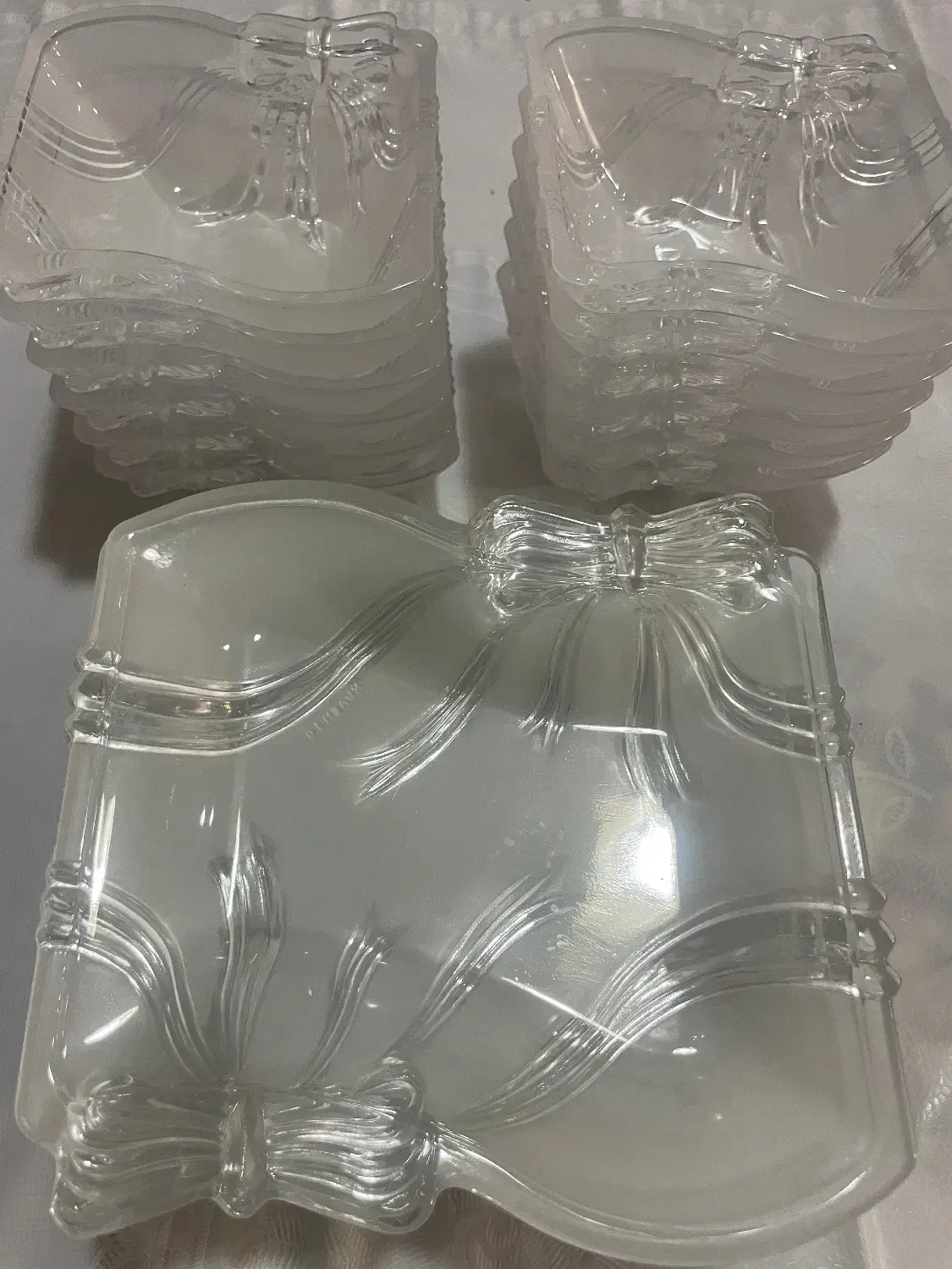 پیش دستی پیاله پاپیونی|ظروف سرو و پذیرایی|تربت جام, بیست متری منبع آب|دیوار