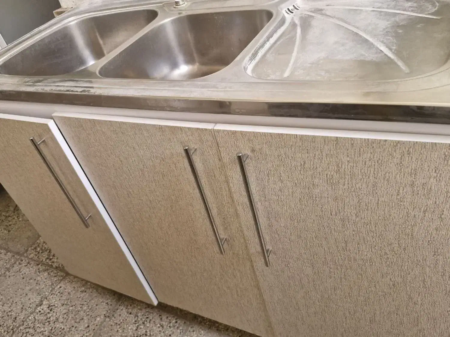 کابینت تمیز|مصالح و تجهیزات ساختمان|قزوین, |دیوار