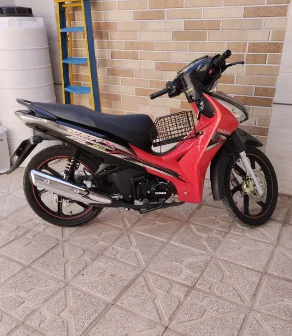 بی کلاچ احسان درحد صفر|موتورسیکلت|گلبهار, شهر جدید گلبهار|دیوار