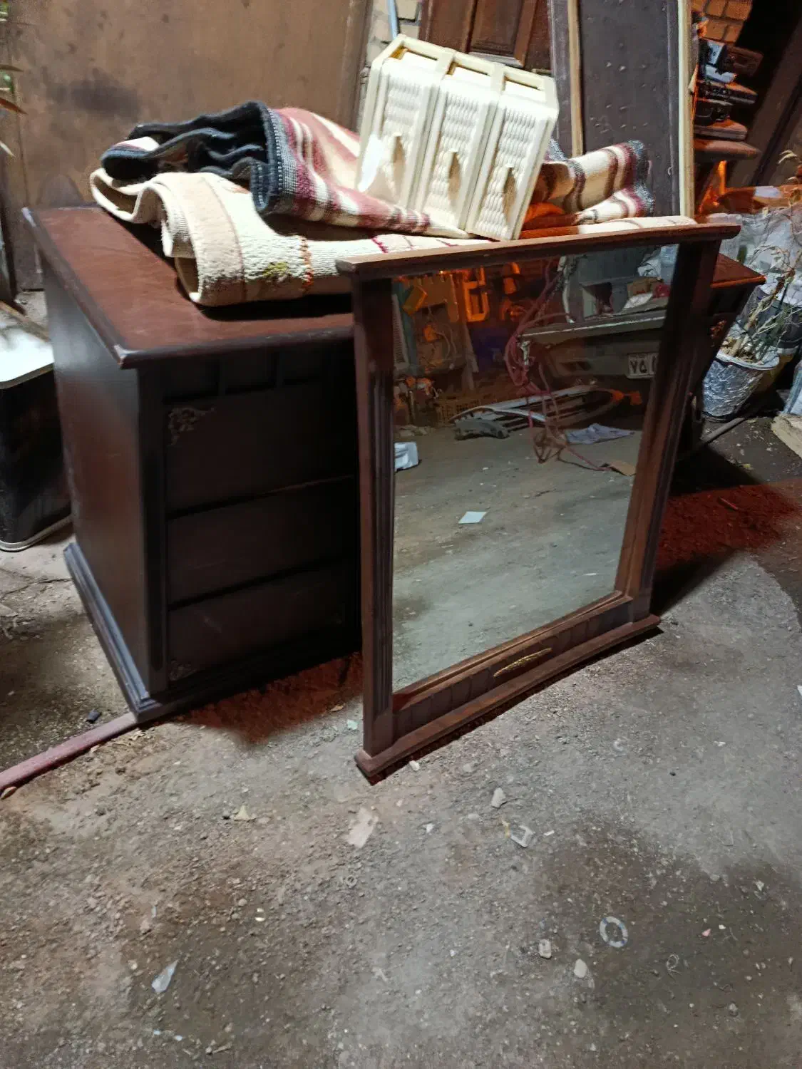 دراور و میز آرایشی|جاکفشی، کمد، دراور|دلیجان, |دیوار