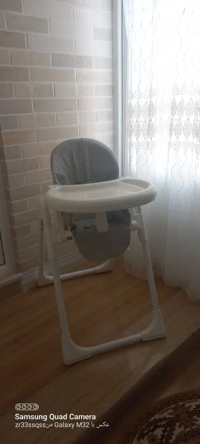 صندلی غذای کودک|تخت و صندلی بچه|نجفآباد, مولوی شمالی|دیوار