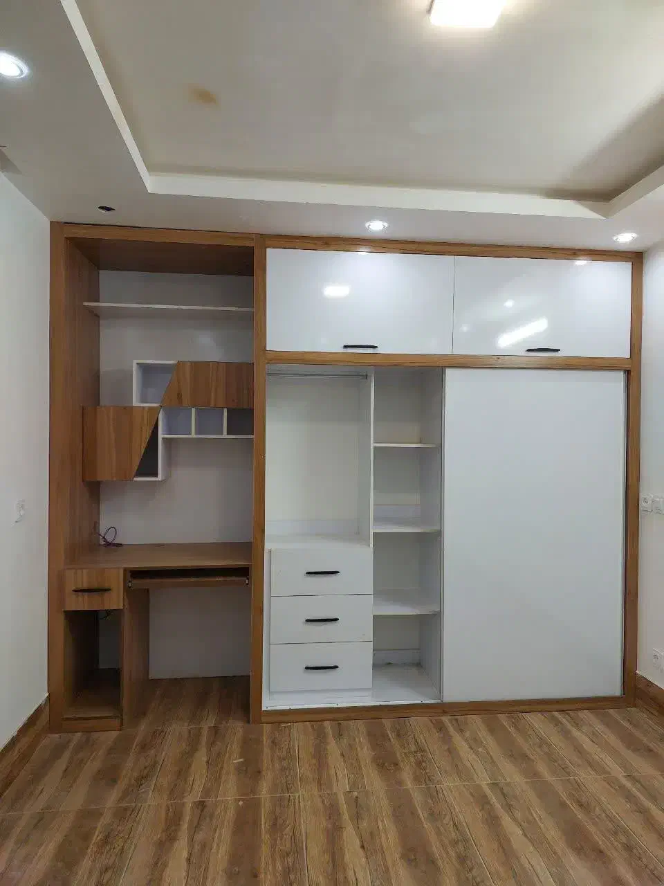 کمد دیواری|جاکفشی، کمد، دراور|اصفهان, باغ فدک|دیوار