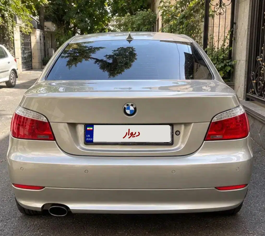 بی رنگ bmw 520 2008 LCI|خودرو سواری و وانت|تهران, دزاشیب|دیوار