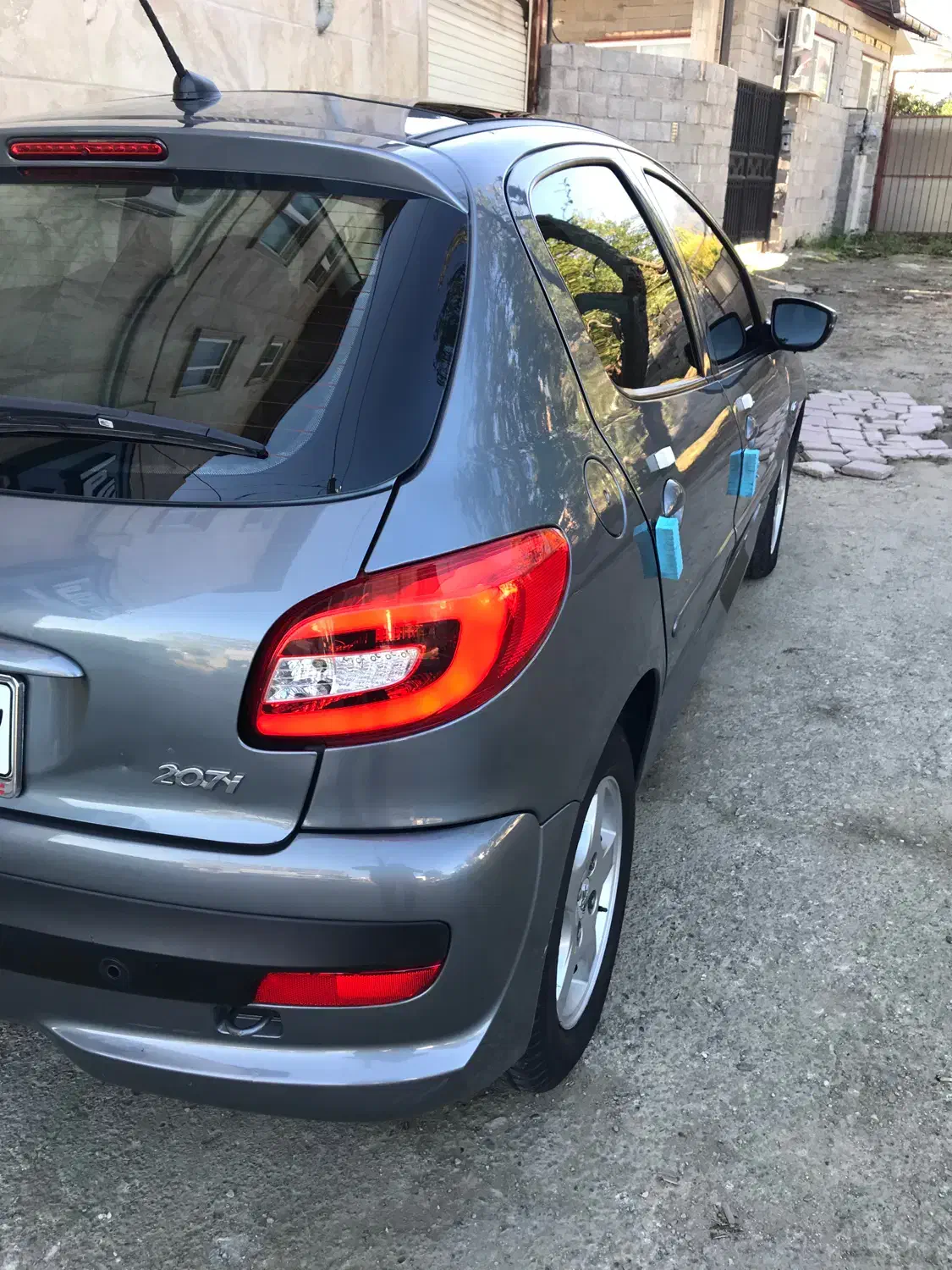 فروش پژو ۲۰۷ سقف پانا درجه یک یک بیرنگ کم کار|خودرو سواری و وانت|رامسر, |دیوار