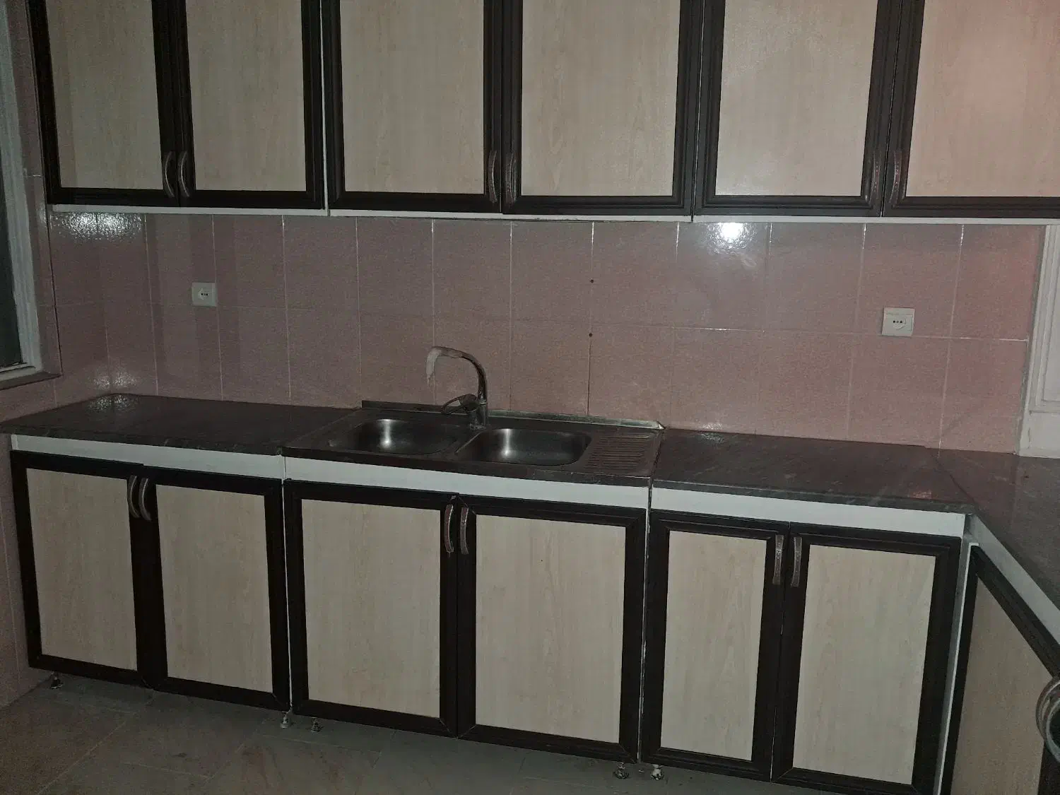 اپارتمان تک واحدی دوطبقه|اجارهٔ آپارتمان|میانه, |دیوار